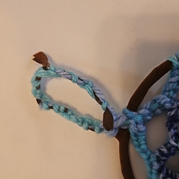 Hand Crafted Dreamcatcher Hand Knit Crochet Brown and Blue Yarn & feathers - Picture 12 of 16